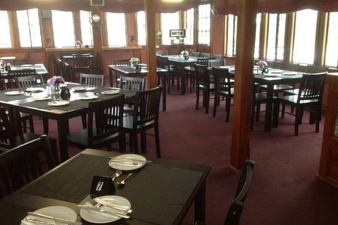 Adelaide Hills Tour With River Murray 3 Hour Lunch Cruise - Pubs Adelaide 0