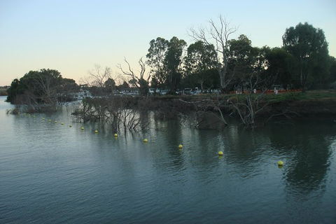 Adelaide Hills Tour With River Murray 3 Hour Lunch Cruise - Pubs Adelaide 5