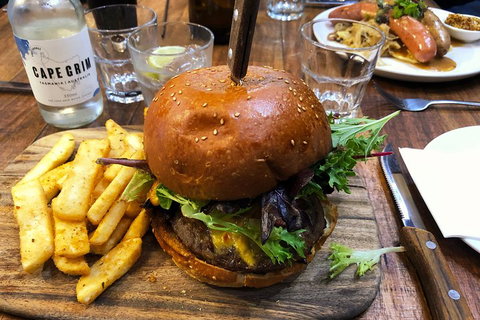 Small Group Adelaide Hills And Hahndorf Hideaway Tour From Adelaide - Pubs Adelaide 3