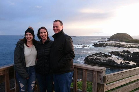 Phillip Island Medium Size Group Tour - Pubs Adelaide 0