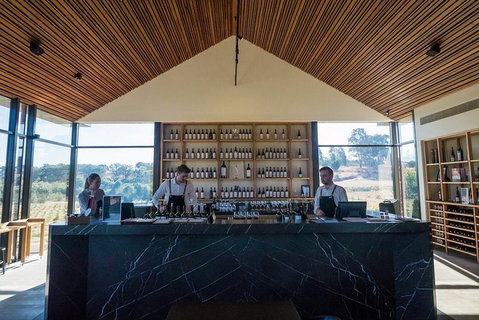 Barossa Valley Private Tour (from 2 To 11 People) - Pubs Adelaide 3
