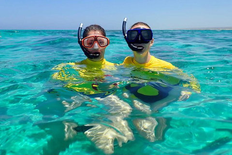 Lagoon Explorer - Ningaloo Reef Full-Day Kayaking And Snorkeling Adventure - Pubs Adelaide 4