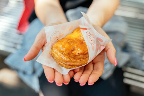 The 10 Tastings Of Melbourne With Locals: Private Food Tour - Pubs Adelaide 3