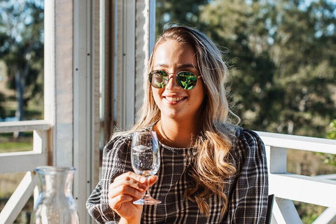 Full-day Wine-Tasting And Tamborine Mountain Tour With Lunch - Pubs Adelaide 3