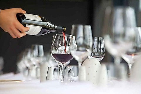 Small Group 6 Guests: Ultimate Yarra Valley Food And Wine - Mercedes Van - Pubs Adelaide 1