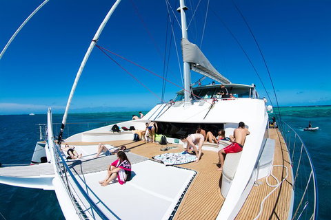 Passions Of Paradise Great Barrier Reef Snorkel And Dive Cruise From Cairns By Luxury Catamaran - Pubs Adelaide 3
