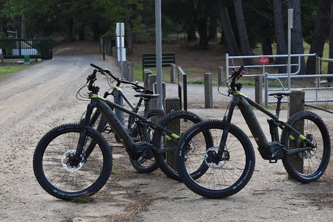 Fully Guided E-Mountain Bike Tour On The Beautiful Mornington Peninsula. - Pubs Adelaide 2