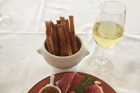 Personalised, All-inclusive Day Tours Of The Hunter Valleys Finest Venues - Pubs Adelaide 2