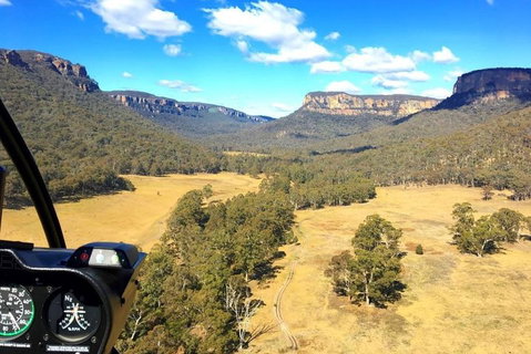 Blue Mountains 4WD Eco-Tour With Helicopter Flights - Pubs Adelaide 0