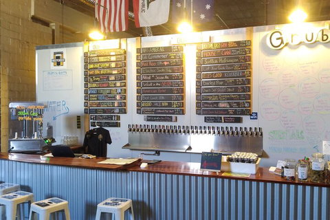 Full-Day Sports And Beer Tour Of Melbourne With Lunch - Pubs Adelaide 2