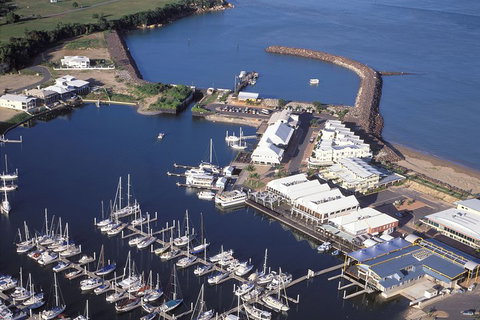 Darwin Shore Excursion: Hop-on Hop-off Bus Tour - Pubs Adelaide 3