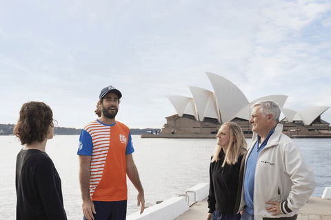 Sidney Sights And Sounds Walking Tour - Pubs Adelaide 0